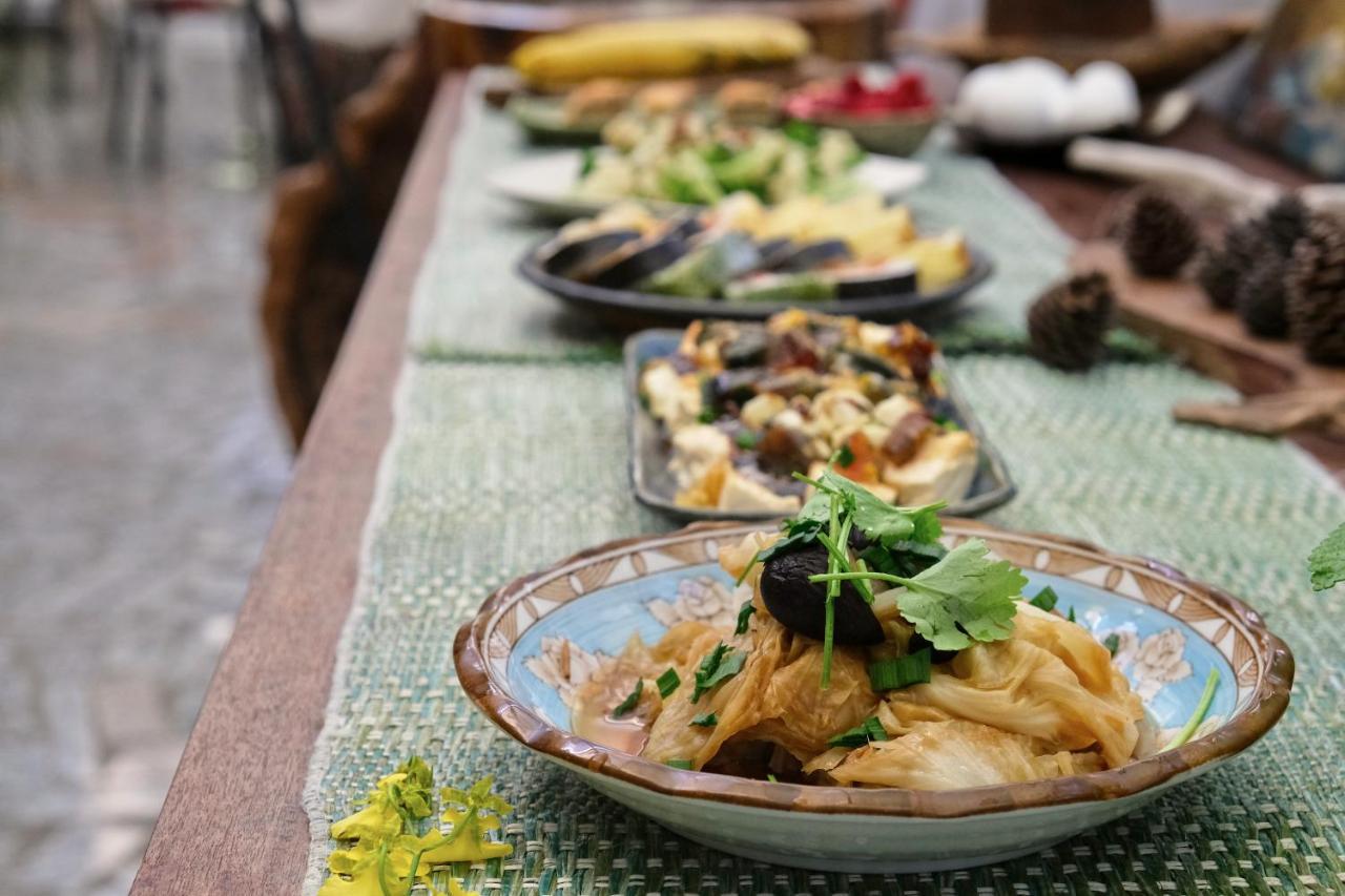 Wisdom Garden Home Stay Юйлі Екстер'єр фото