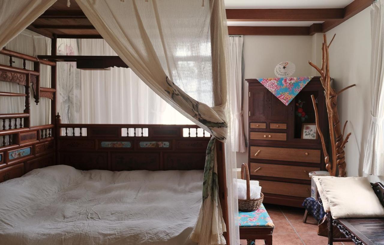 Wisdom Garden Home Stay Юйлі Екстер'єр фото